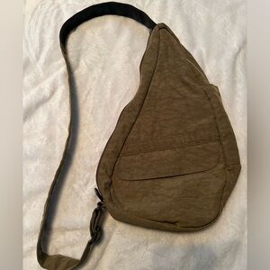 AmeriBag healthy sling bag in green/khaki.